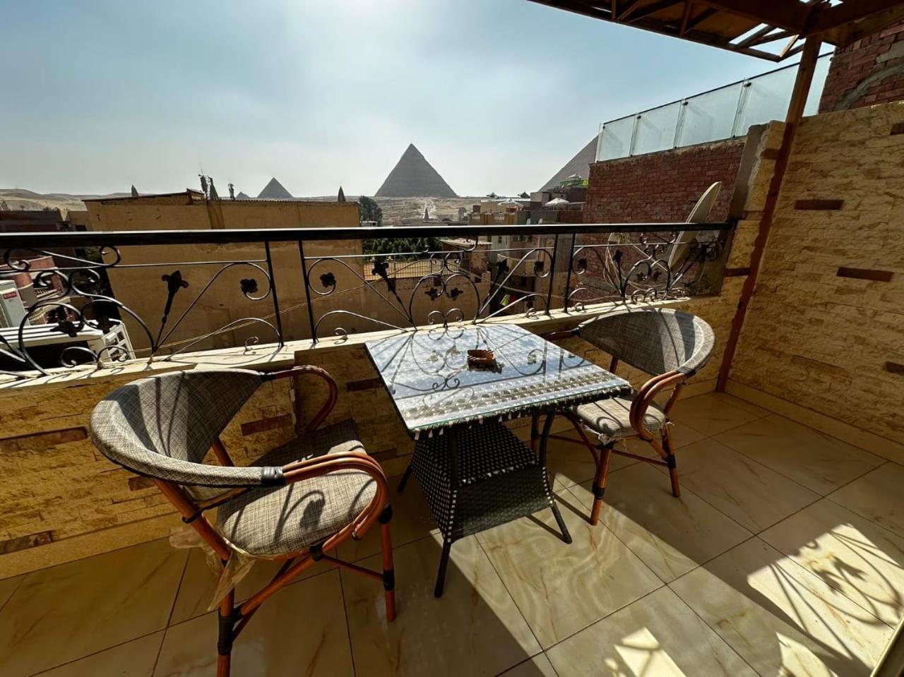 Narmer Pyramids View Kafrat al Jabal Exterior foto