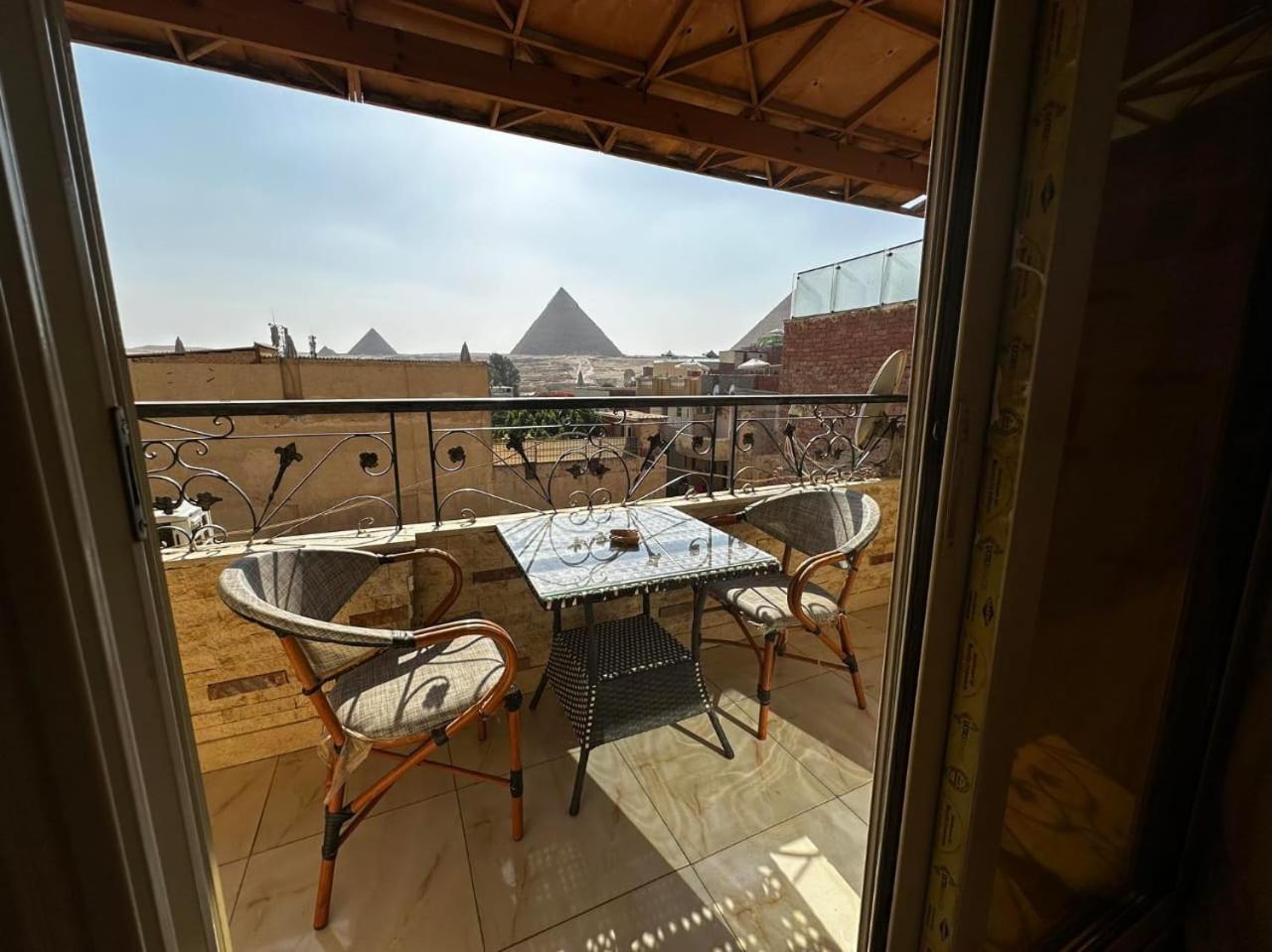 Narmer Pyramids View Kafrat al Jabal Exterior foto