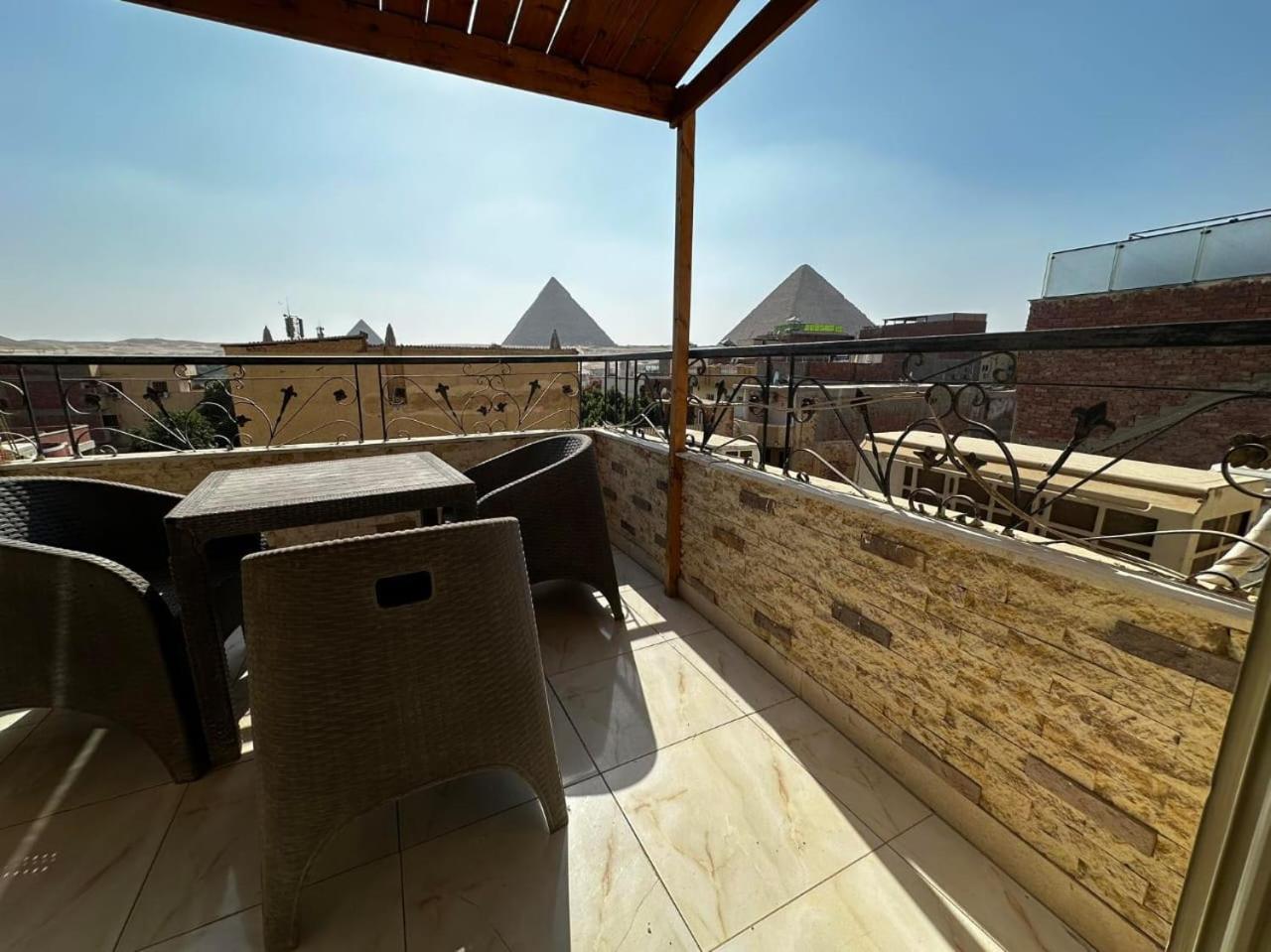 Narmer Pyramids View Kafrat al Jabal Exterior foto